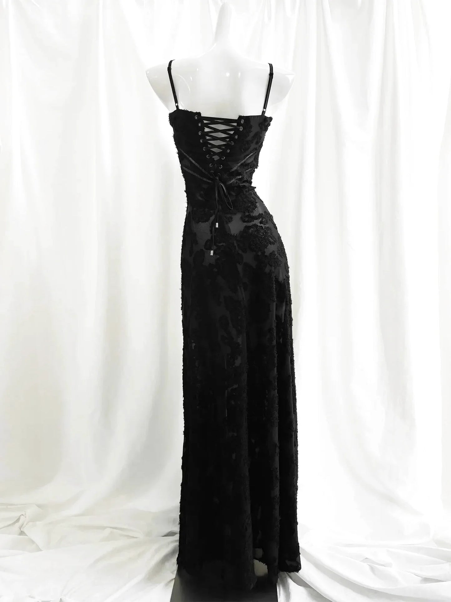 Robe de cérémonie femme chic noir - Blacka - Maison Gaala