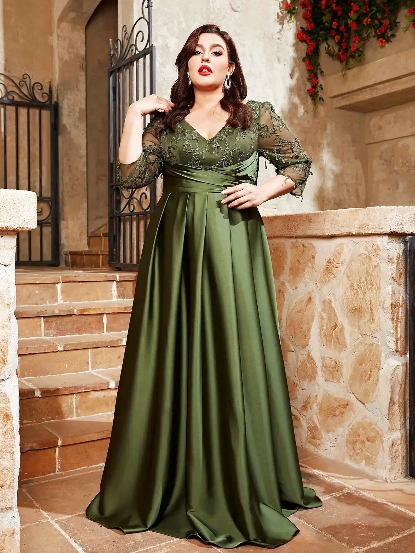 Robe de cérémonie grande taille satin - Verto - Maison Gaala